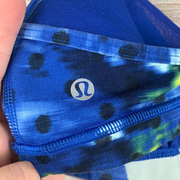 Lululemon Interval Bra Size 6 - Picture 5 of 7